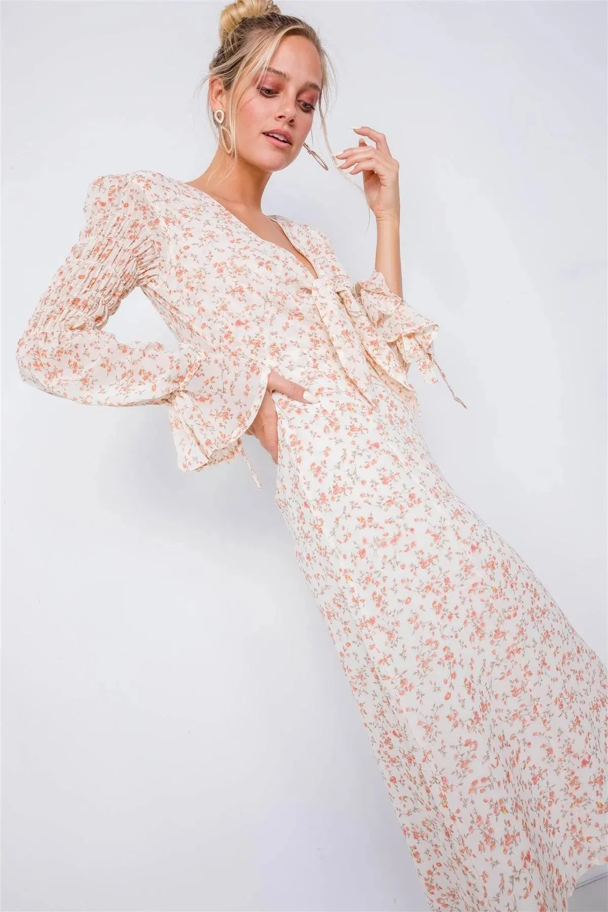Ivory Minimalist Floral Tiered Cinched Puff Sleeve Midi Dress /3-2