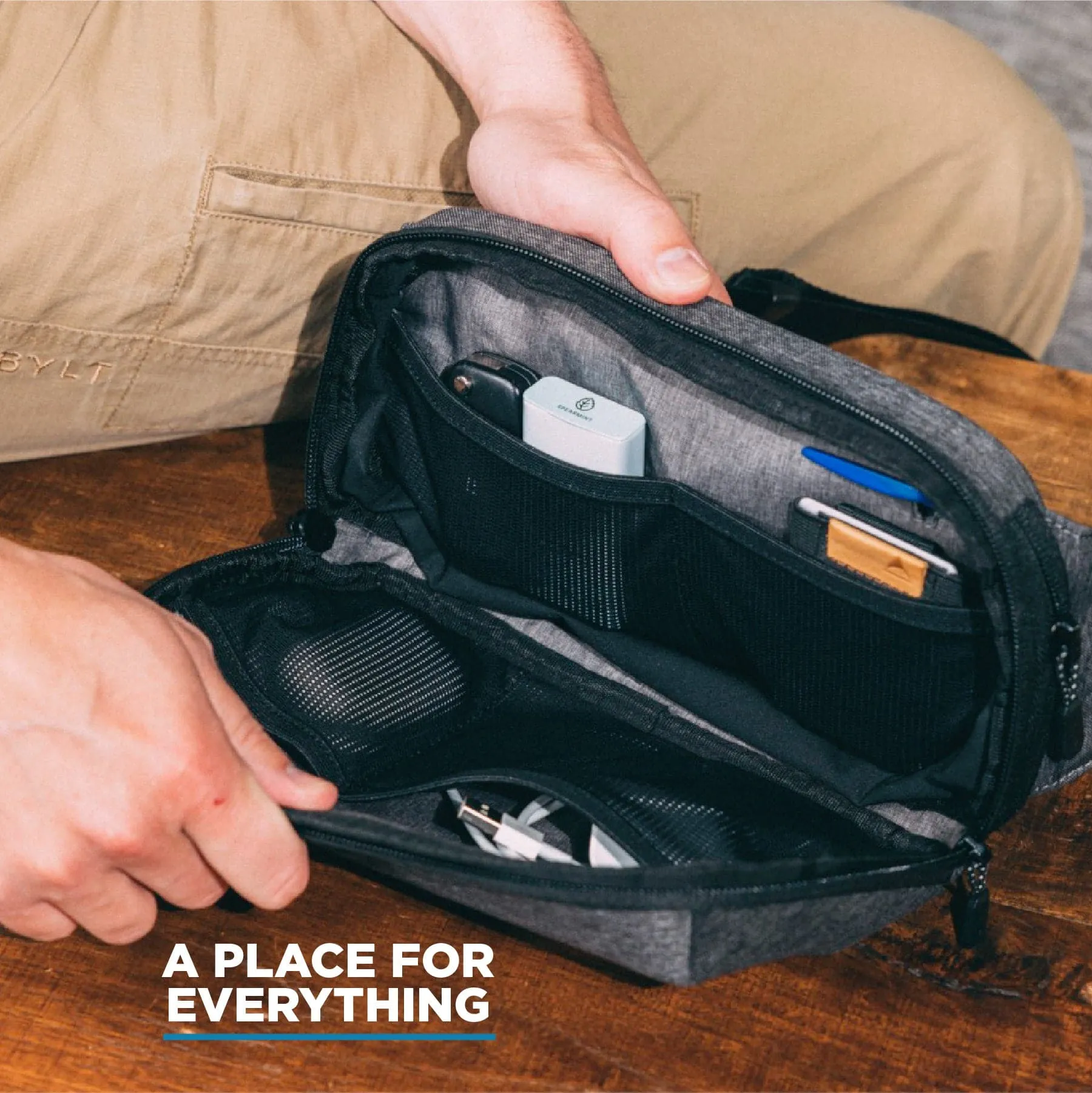 Navigator Lite Sling 1L - Expert Voice