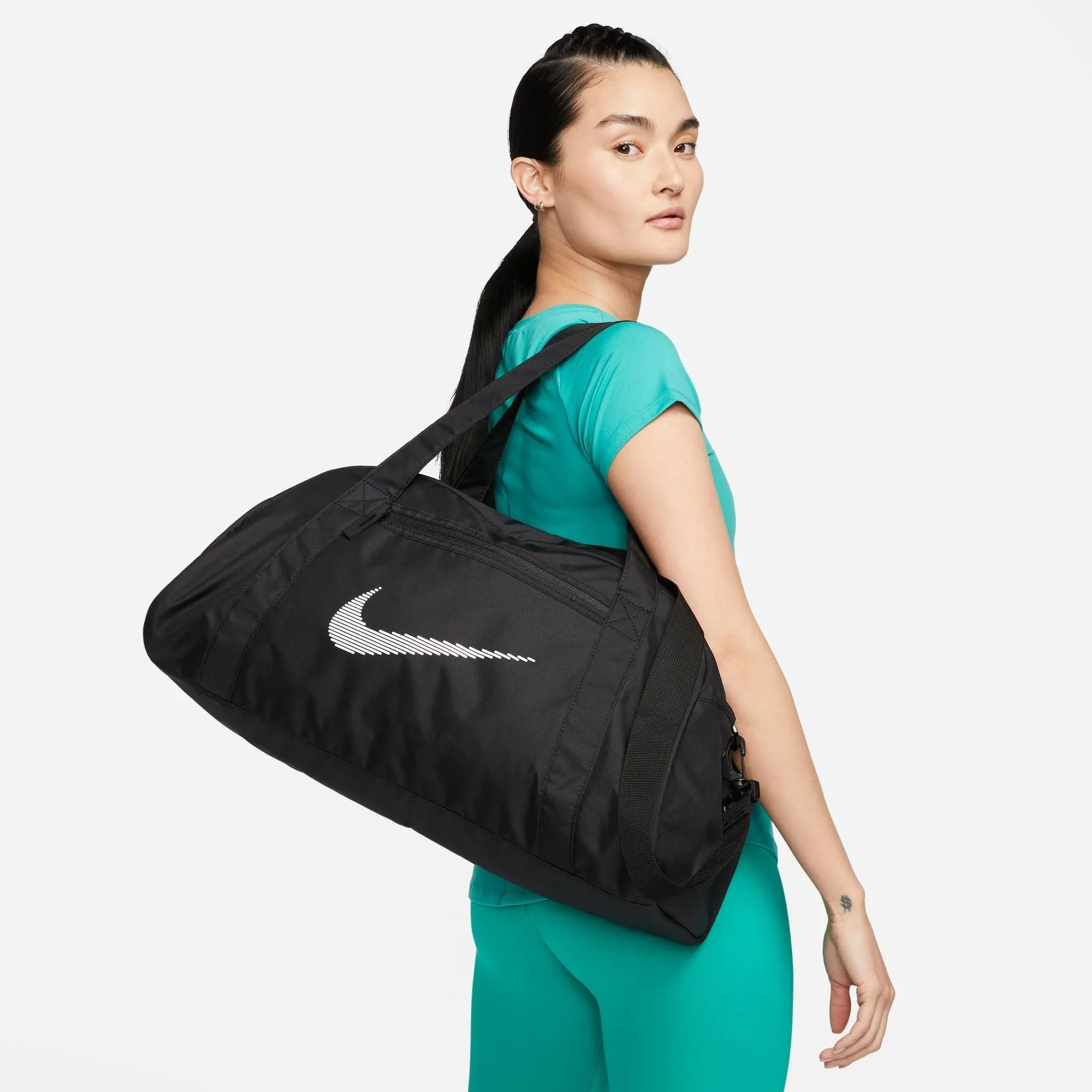 NIKE GYM CLUB DUFFEL BAG (24L)