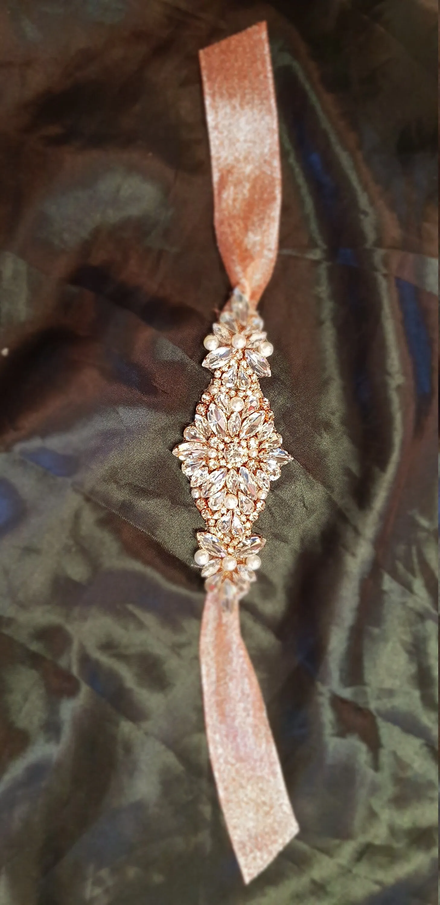 Rose gold crystal Flower wrist corsage set of 4 pieces, Wedding cuff, BRIDAL WRISTLET by Crystal wedding uk