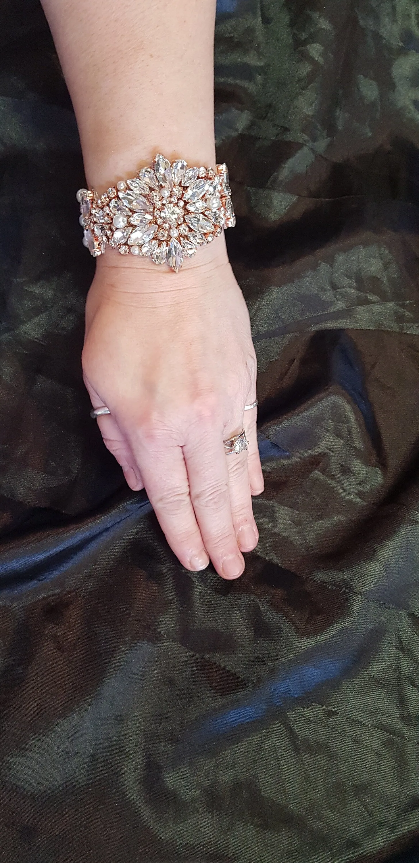 Rose gold crystal Flower wrist corsage set of 4 pieces, Wedding cuff, BRIDAL WRISTLET by Crystal wedding uk