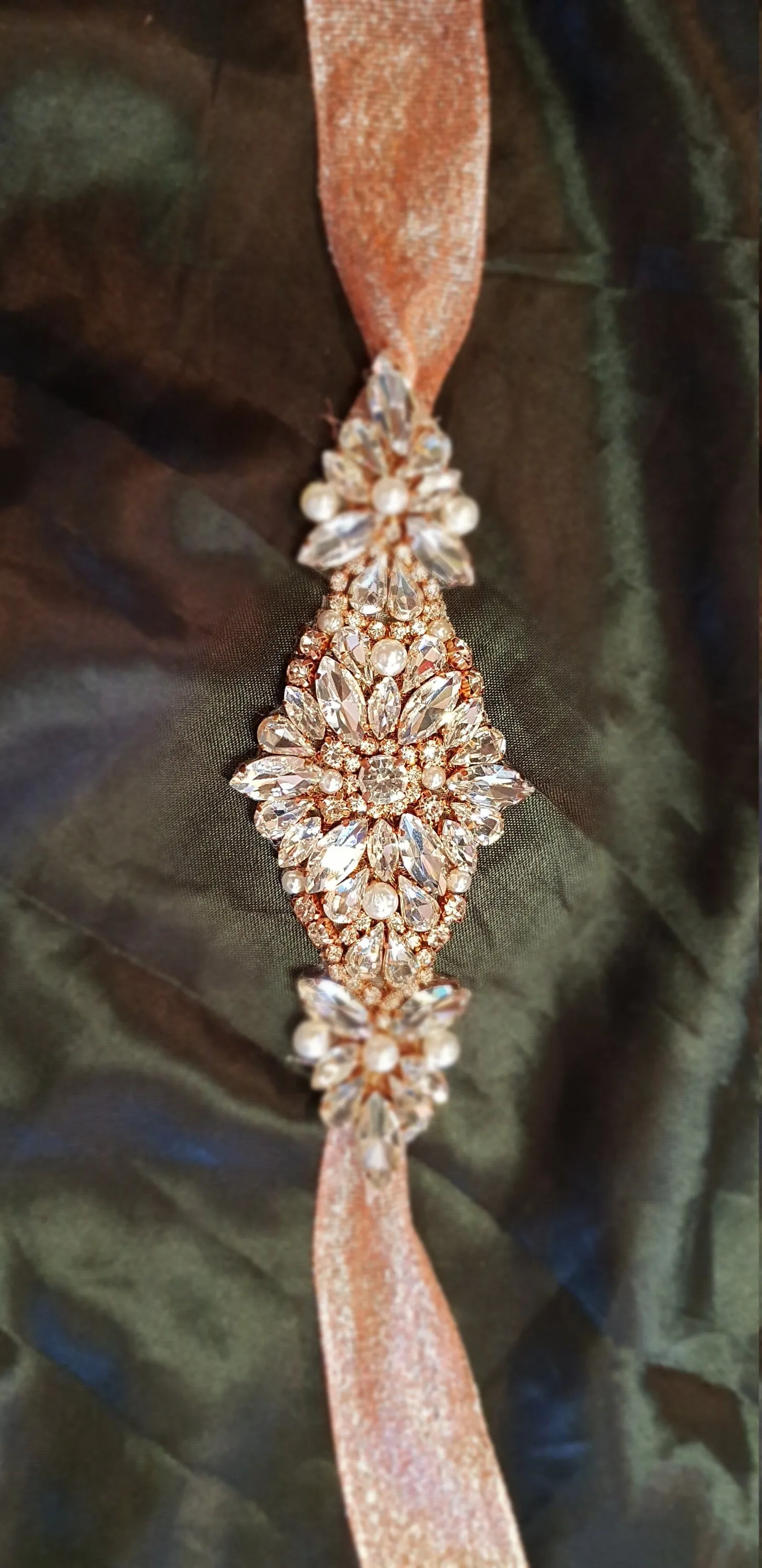 Rose gold crystal Flower wrist corsage set of 4 pieces, Wedding cuff, BRIDAL WRISTLET by Crystal wedding uk