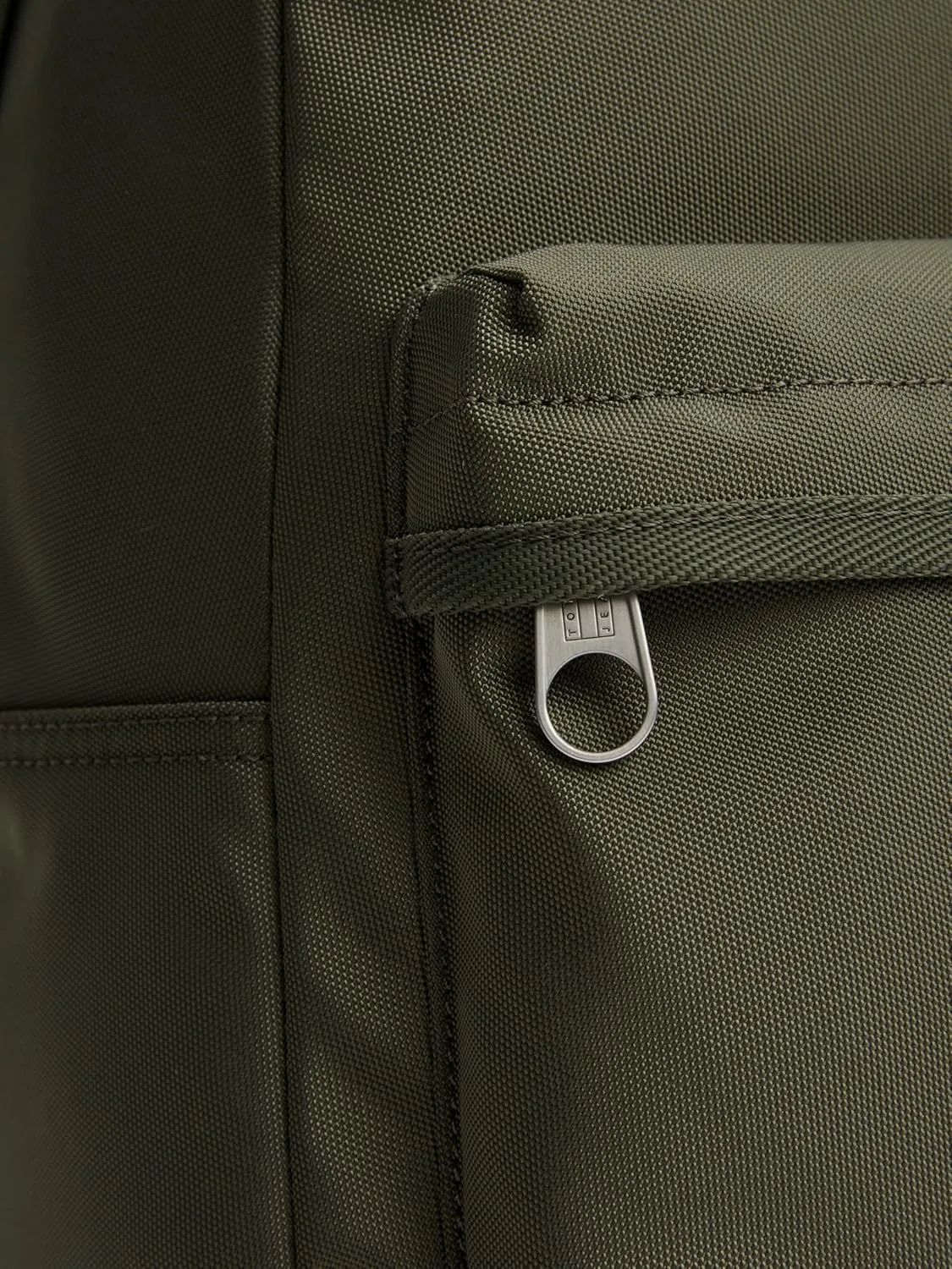 Tommy Jeans Men's Essential Daily Backpack with Laptop Sleeve, Pewter Green, One Size