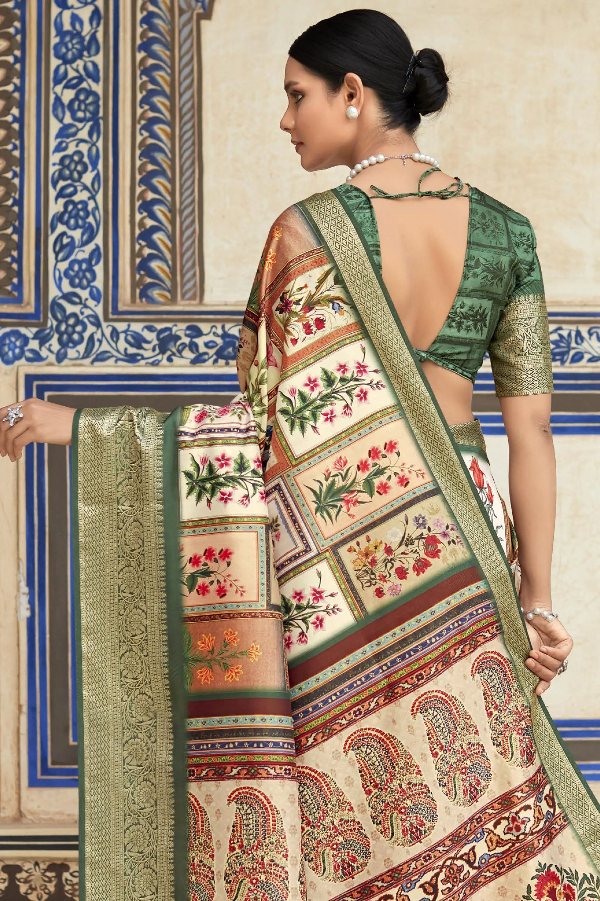 Viscose Fabric Sangeet Wear Mesmeric Saree In Multi Color